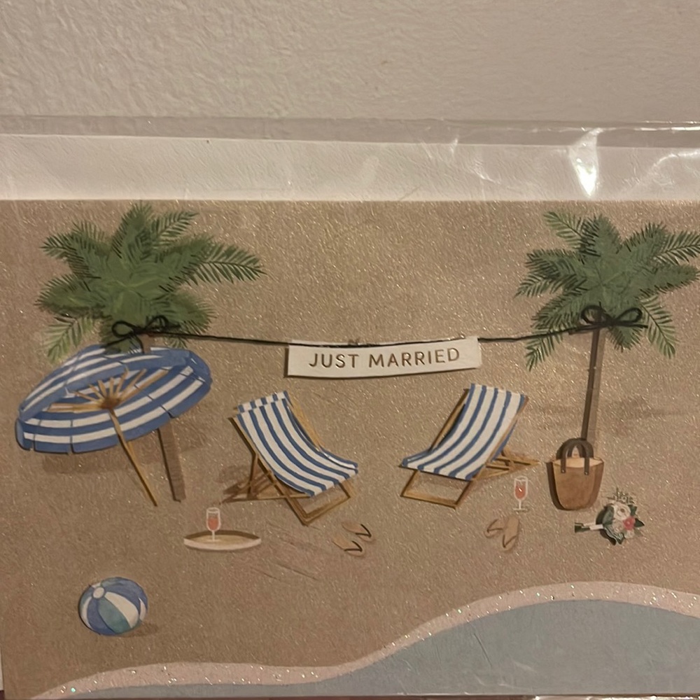 Hallmark “Just Married” gorgeous greeting card! 💏💍